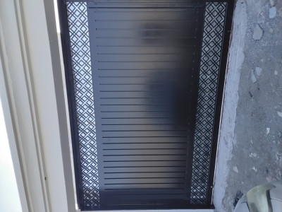 ALUMINIUM GATE