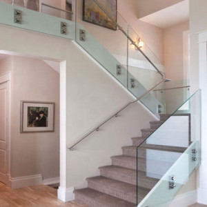 Glass Stair Railing (15 + 1)